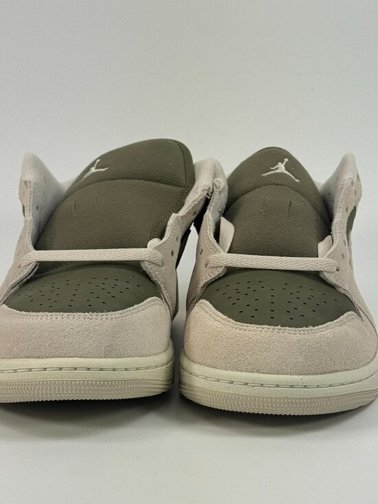 Air Jordan 1 Low \'Medium Olive\' HV4089-201 size 11 main image 4